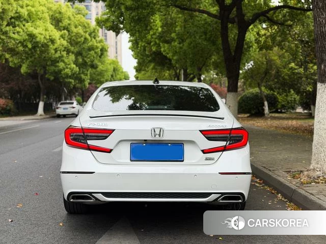 Honda Accord id 4214033 из Китая 14