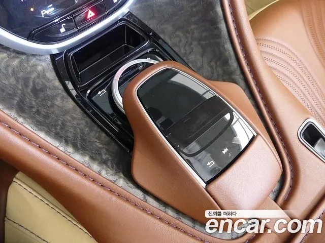 Aston Martin DB11 id 2891933 из Кореи 18