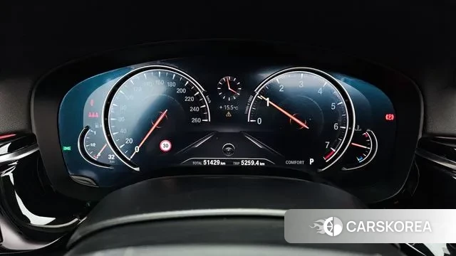 BMW 5 Series (G30) id 3742623 из Кореи 18