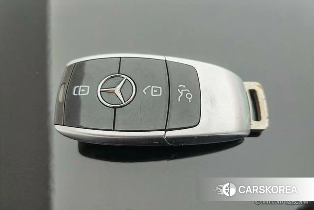 Mercedes-Benz E-class id 4333323 из Китая 22