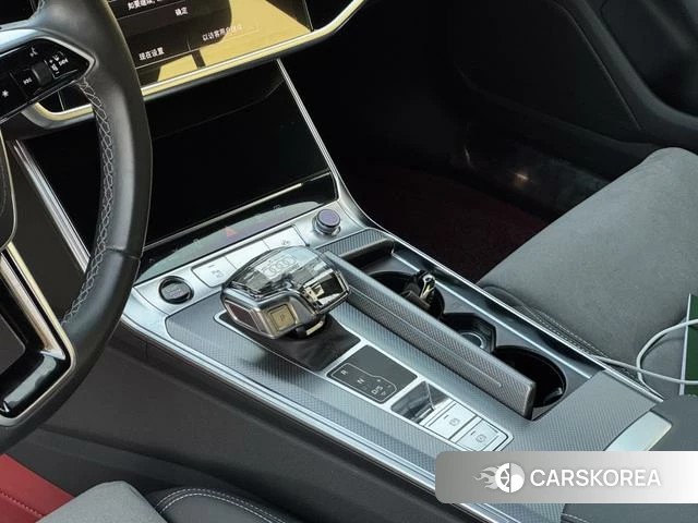 Audi A6L id 4241680 из Китая 18