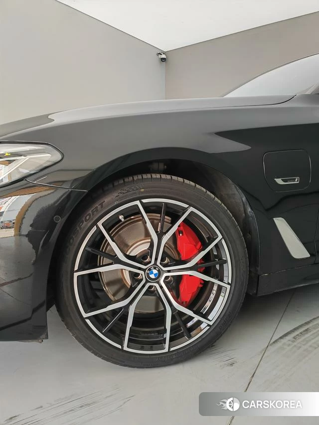 BMW 5 series PHEV id 4241360 из Китая 10