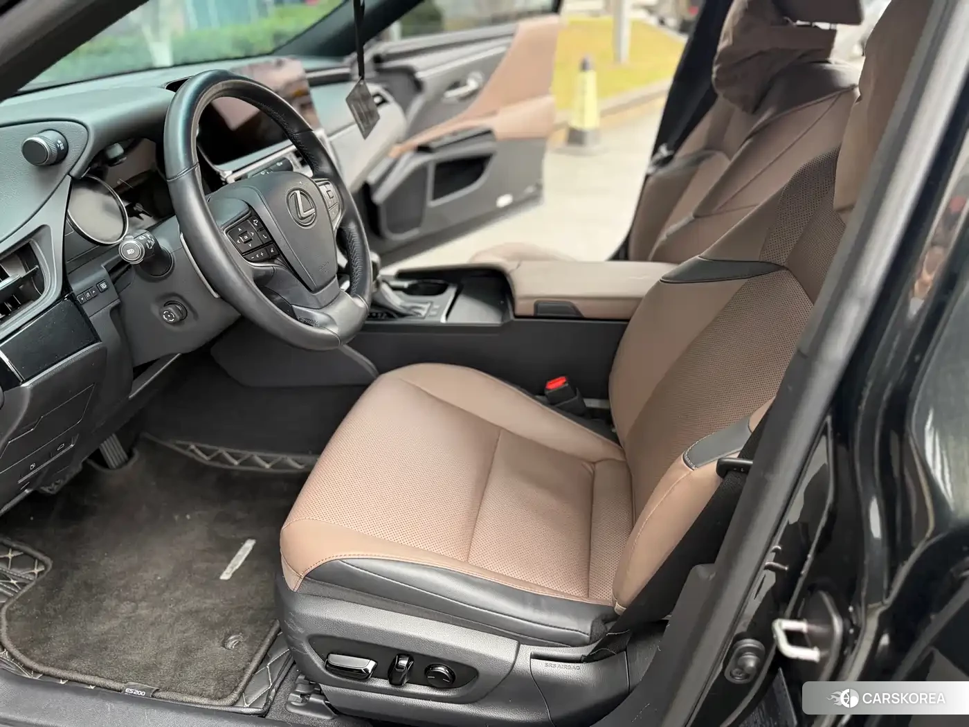 Lexus ES id 4589424 из Китая 8