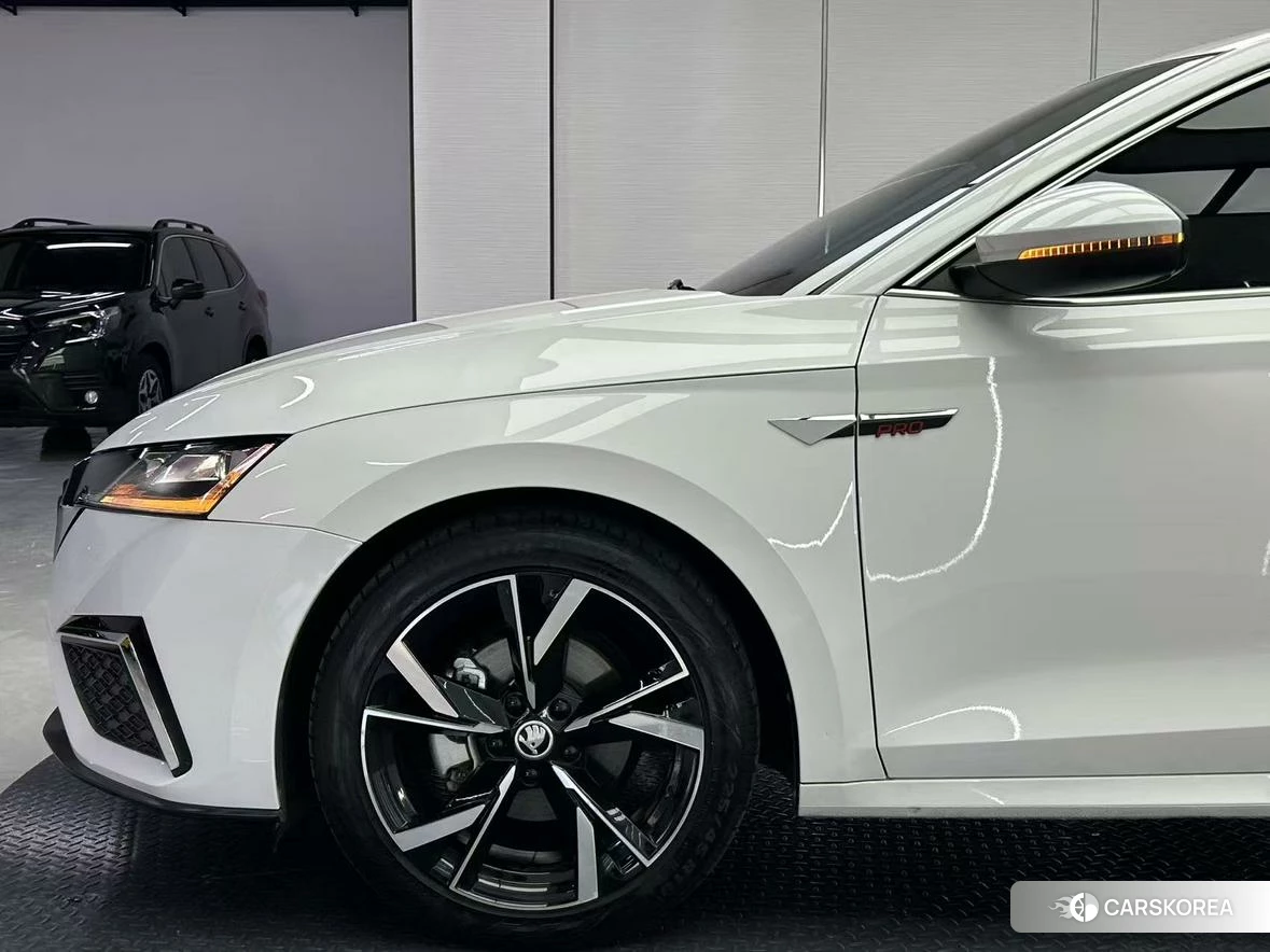 Skoda Octavia id 4420882 из Китая 21