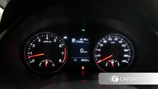 Kia Stonic id 3814217 из Кореи 18