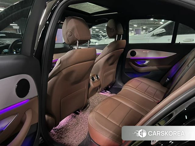 Mercedes-Benz E-Class W213 id 3965381 из Кореи 18