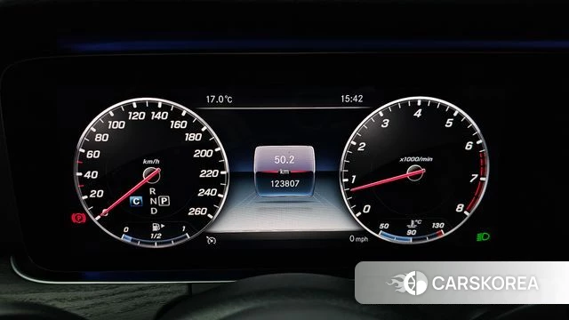 Mercedes-Benz E-Class W213 id 3861575 из Кореи 18