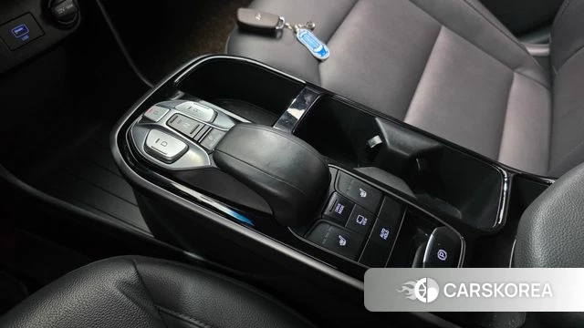 Hyundai The New Ionic Electric id 4224845 из Кореи 28