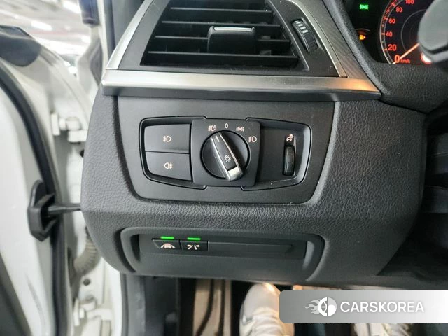 BMW 3 Series (F30) id 3814243 из Кореи 18