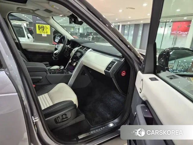 Land Rover Discovery 5 id 3769638 из Кореи 18