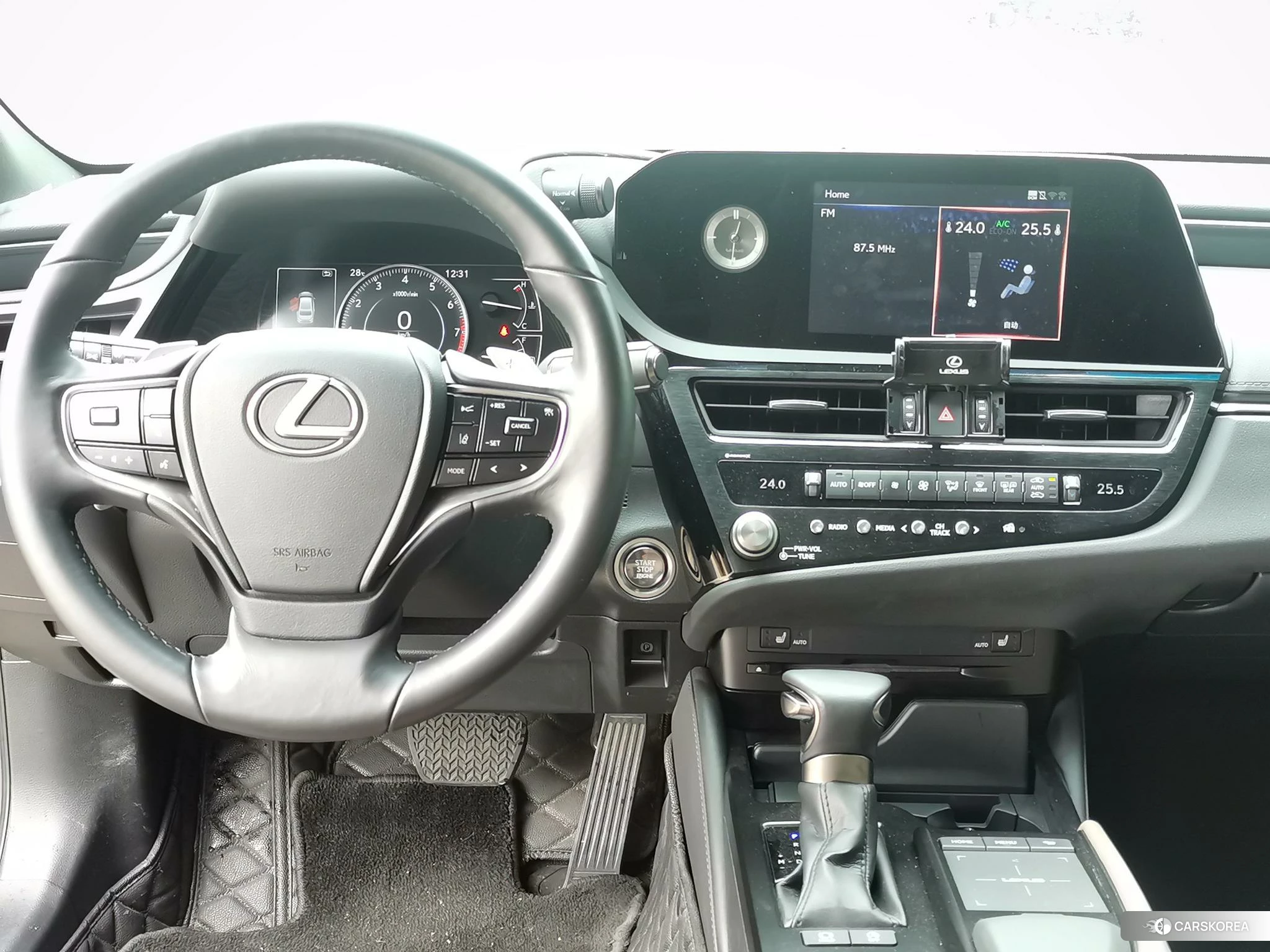 Lexus ES id 4485384 из Китая 18
