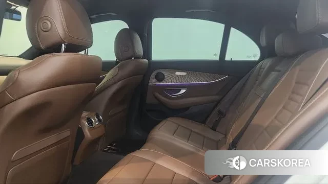Mercedes-Benz E-Class W213 id 3279529 из Кореи 17