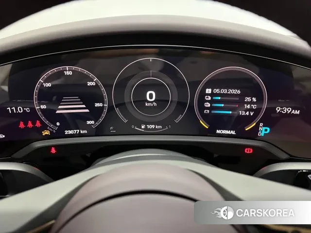 Porsche Taycan id 3775994 из Кореи 18