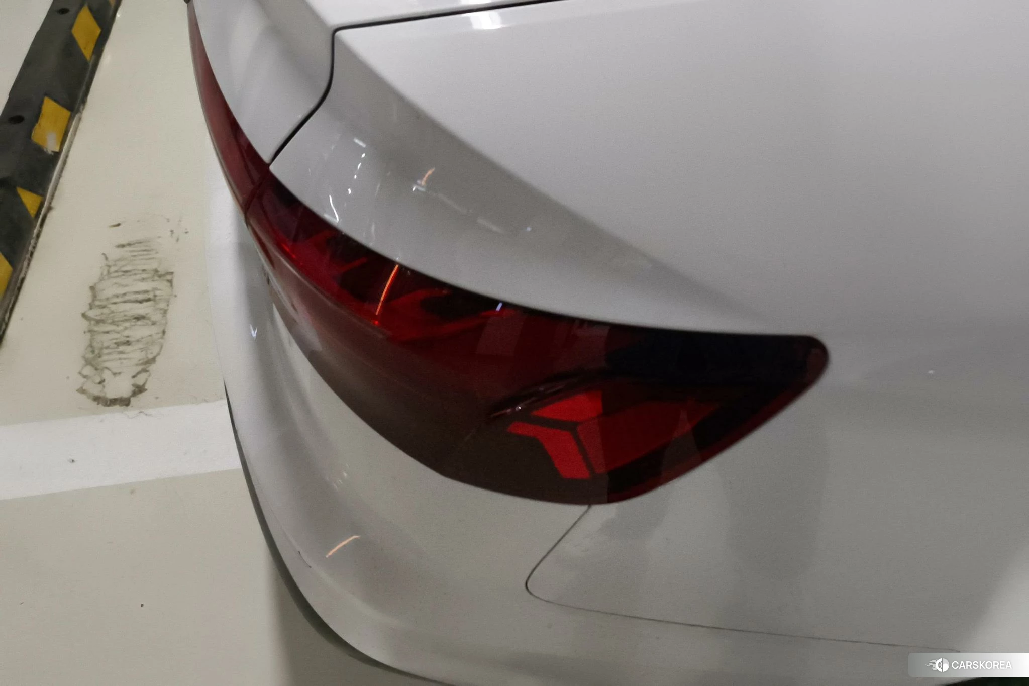 Audi A4L id 4473316 из Китая 15