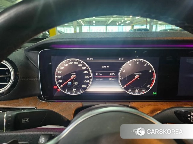 Mercedes-Benz E-Class W213 id 4775775 из Кореи 17