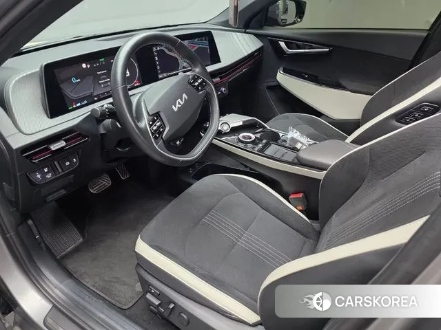 Kia EV6 id 3707519 из Кореи 18