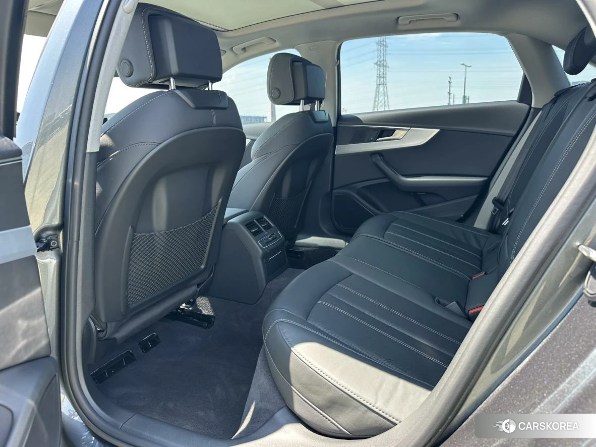 Audi A4L id 4454231 из Китая 16