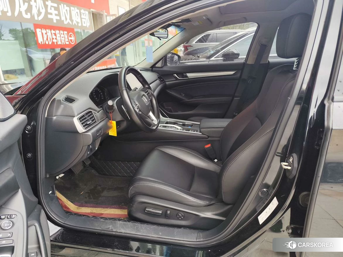 Honda Accord id 4479258 из Китая 8
