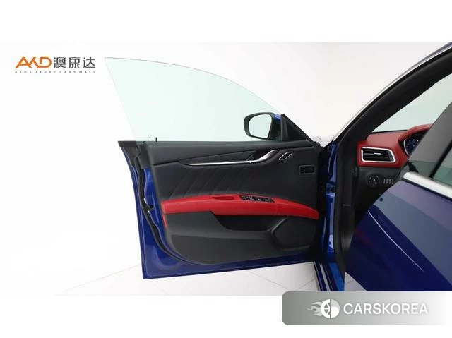 Maserati Ghibli id 4210835 из Китая 8