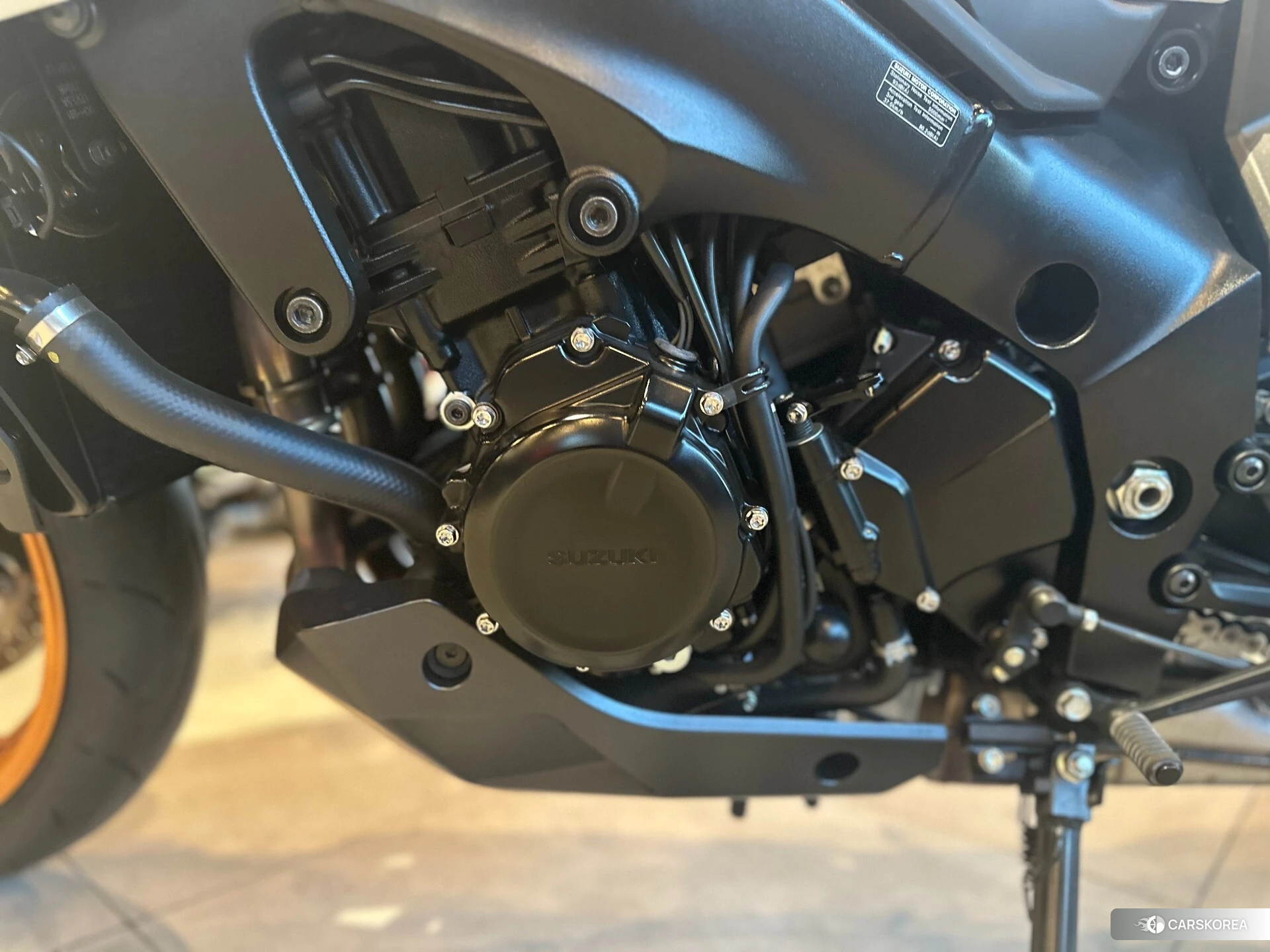 Suzuki GSX-S1000S Katana id 4352668 из Японии 8