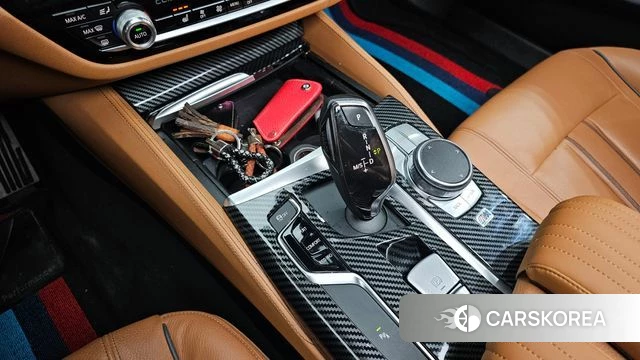 BMW 5 Series (G30) id 4356913 из Кореи 31