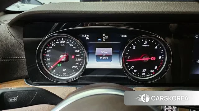 Mercedes-Benz E-Class W213 id 3736748 из Кореи 18