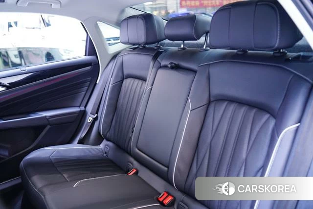 Volkswagen Passat id 3902022 из Китая 11