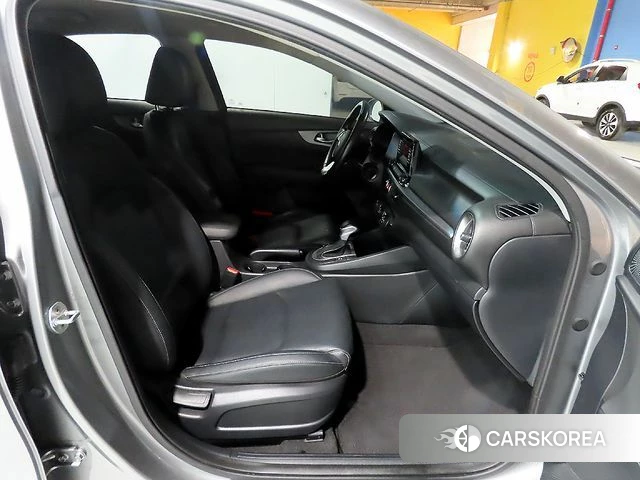 Kia Come New K3 id 3966068 из Кореи 18