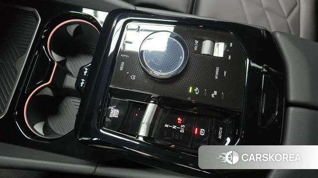 BMW 5 Series (G60) id 4548453 из Кореи 30