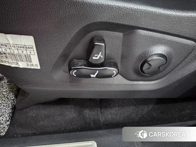 Ssangyong The New Rexton Sports Cannes id 3595331 из Кореи 17