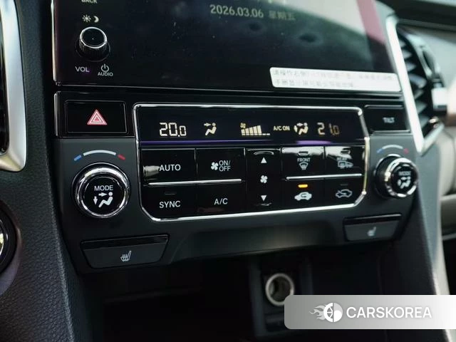 Honda Crown Road id 3857955 из Китая 13