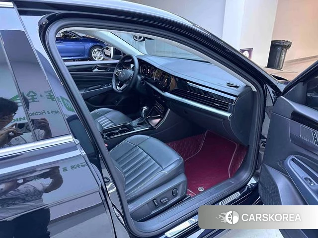 Volkswagen Passat id 4264681 из Китая 22