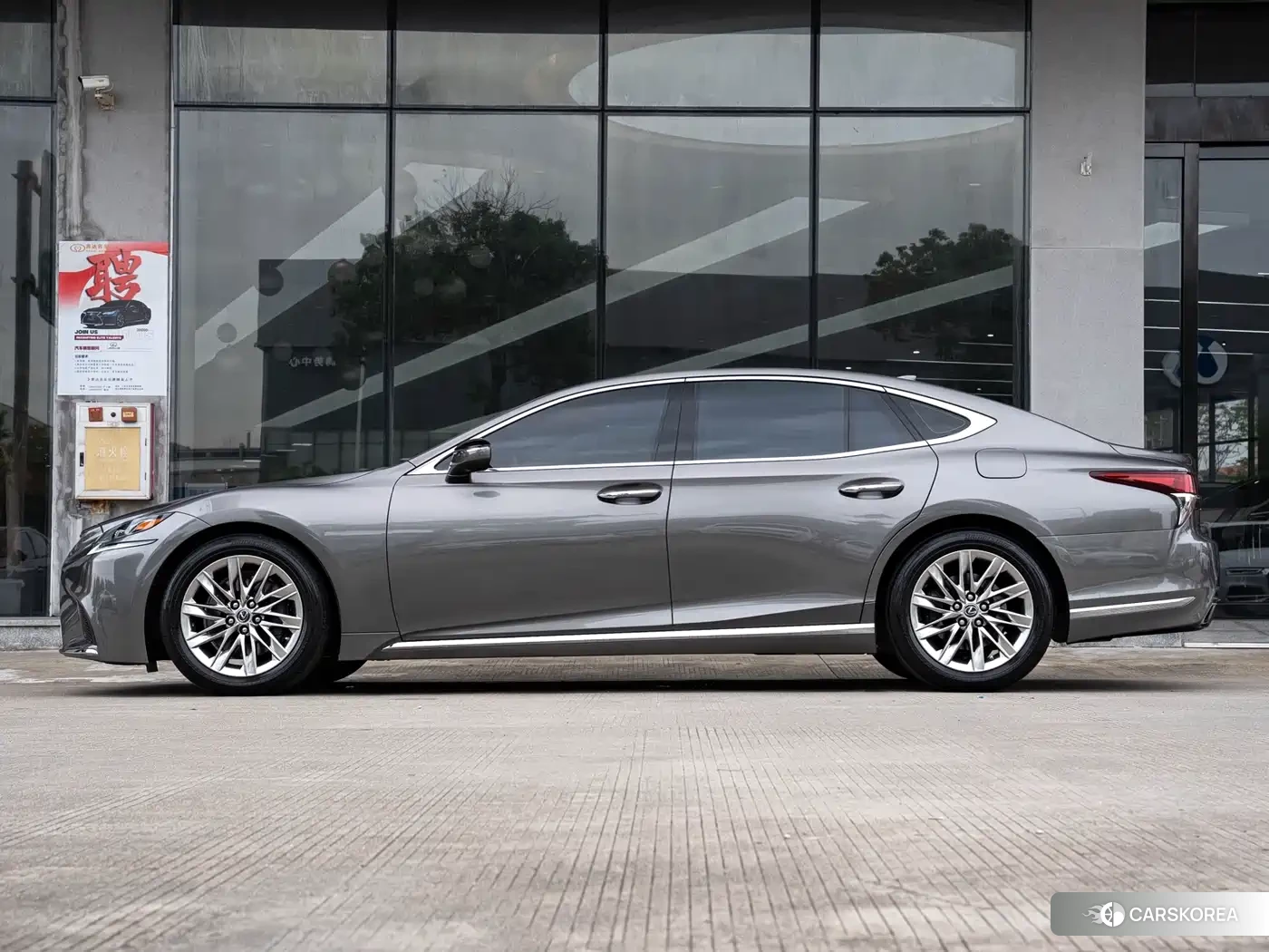 Lexus LS id 4553721 из Китая 22