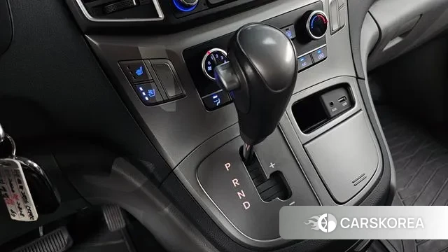 Hyundai The New Grand Starex id 3747555 из Кореи 18