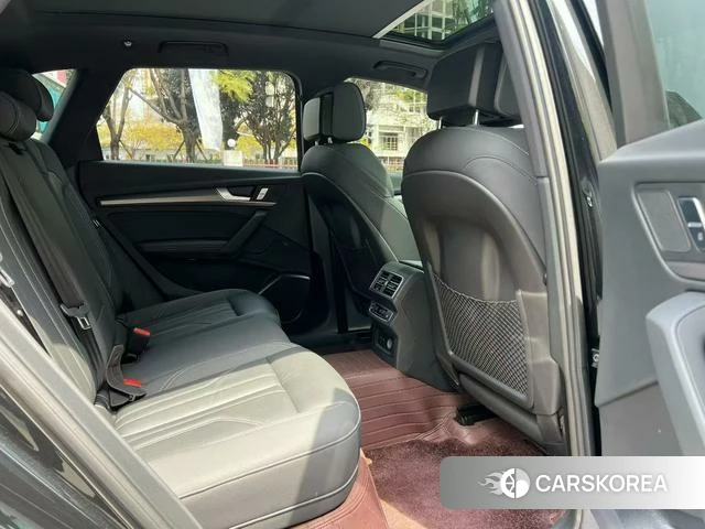 Audi Q5L id 4321143 из Китая 8