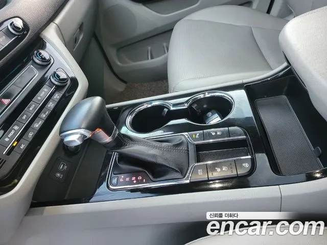 Kia The New Carnival id 2710004 из Кореи 14