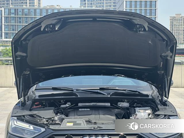Audi Q5L id 4307015 из Китая 23