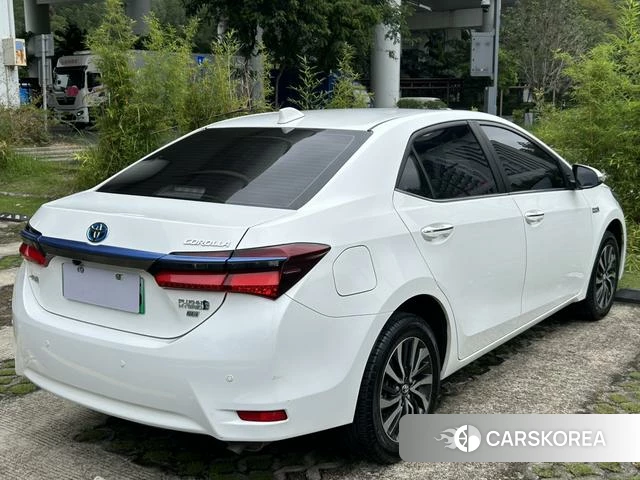 Toyota Corolla dual engine E+ id 4300308 из Китая 8