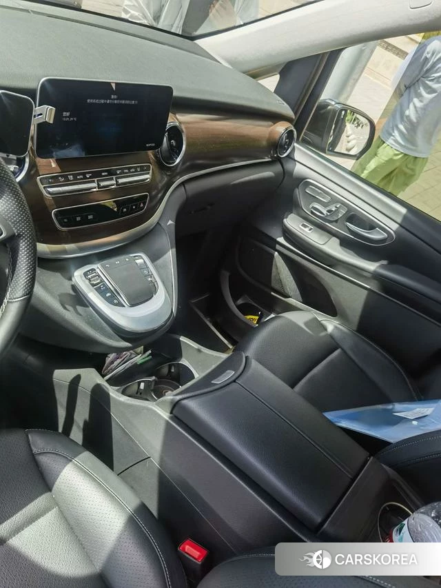 Mercedes-Benz V-class id 4353129 из Китая 9