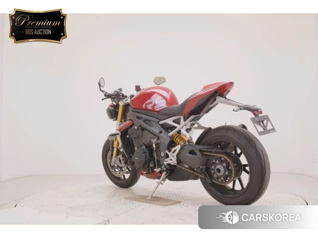 Triumph SPEED TRIPLE RS id 4392898 из Японии 8