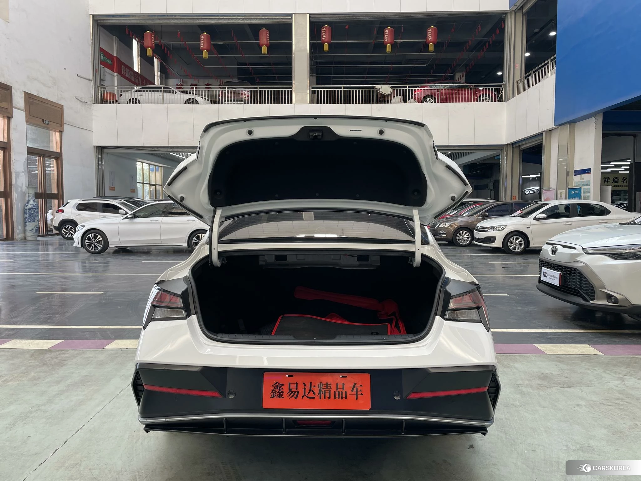 Hyundai Elantra id 4426717 из Китая 16