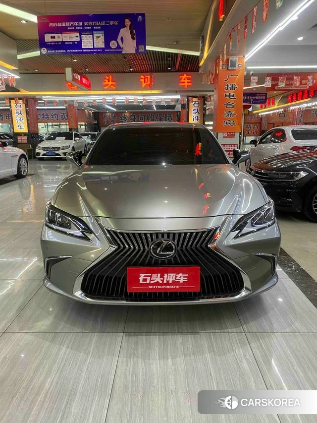 Lexus ES id 4276299 из Китая 8