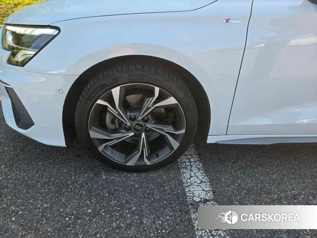 Audi A3 (8Y) id 4280959 из Кореи 13
