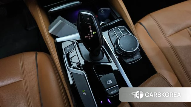 BMW 5 Series (G30) id 4918933 из Кореи 34