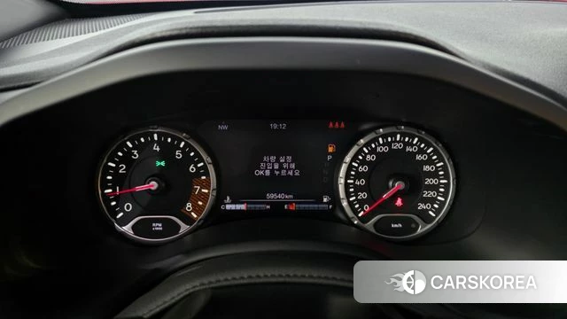 Jeep Renegade id 3827991 из Кореи 18