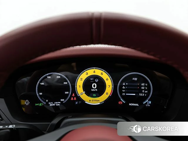 Porsche 911(992) id 4602271 из Кореи 18