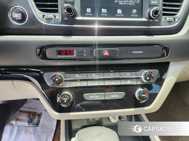 Kia The New Carnival id 4490679 из Кореи 18