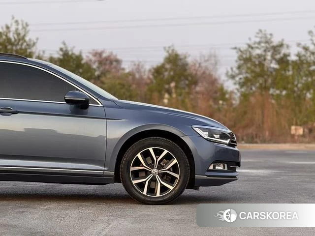Volkswagen Wei Lan id 4235876 из Китая 9