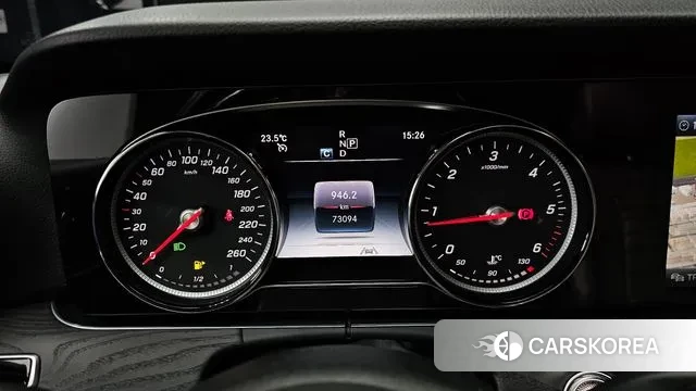 Mercedes-Benz E-Class W213 id 3264428 из Кореи 18