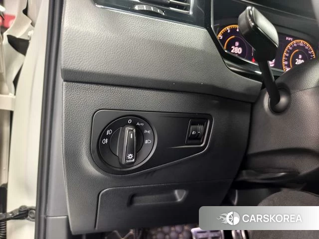Volkswagen Tiguan L id 4290500 из Китая 37